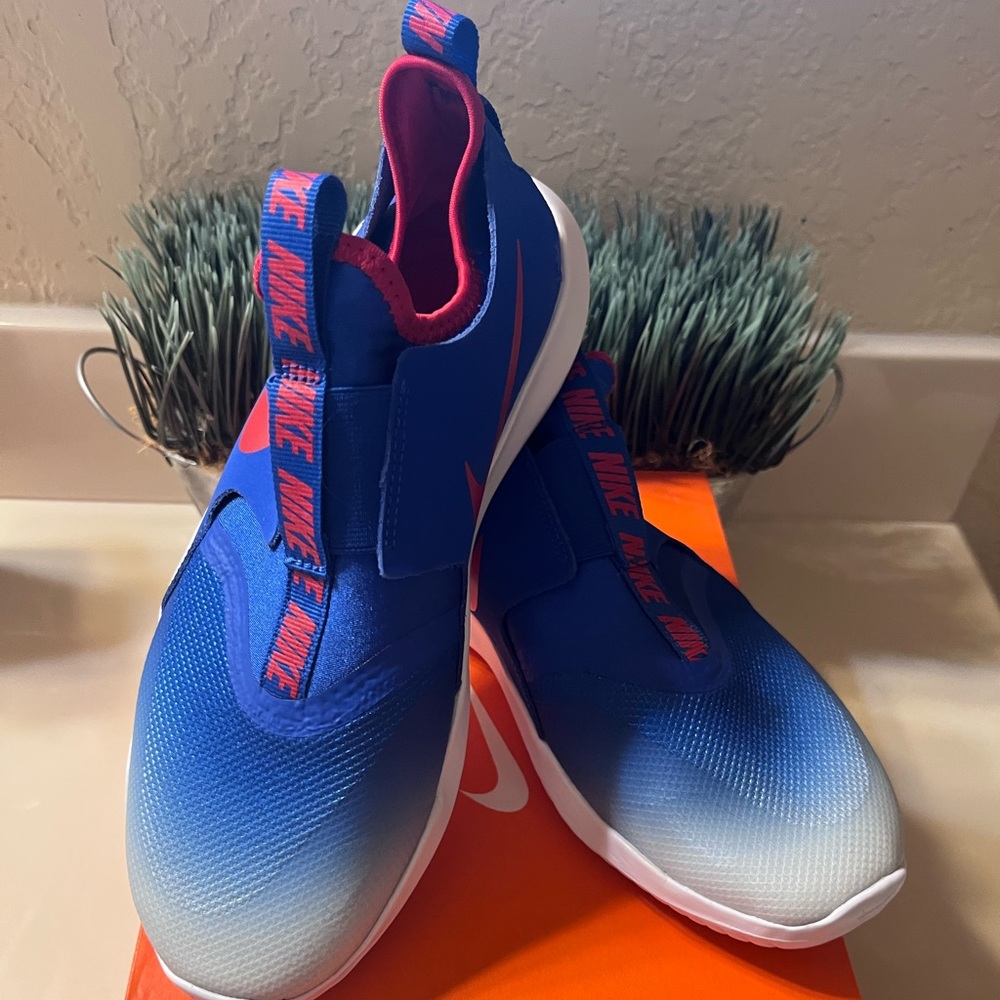 New Nike flex runner slip on sneaker